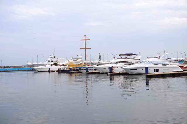 Marina 海上咖啡坞