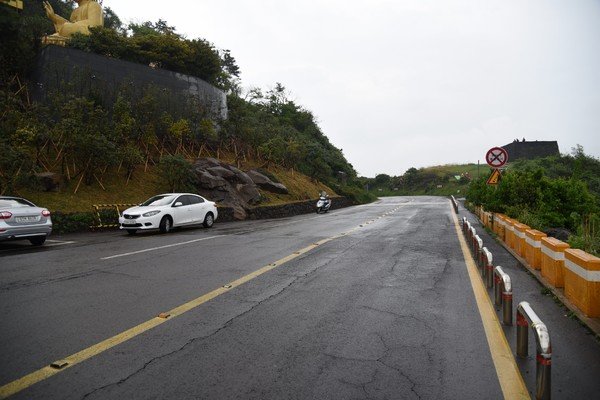 山房山海边公路一带