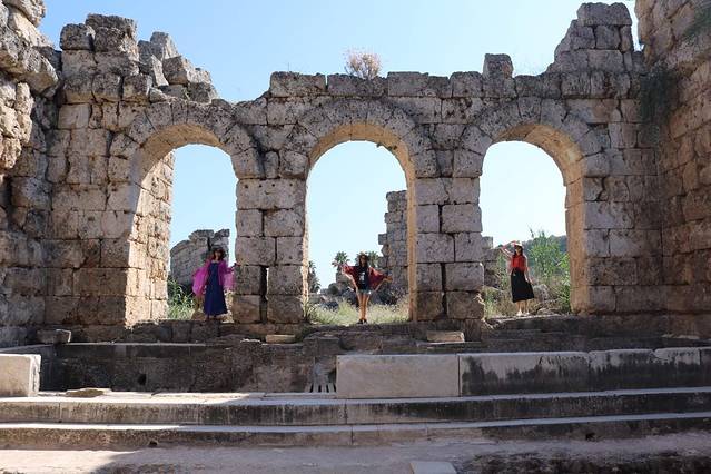 北部一个部族赫梯人的聚居地… 帕尔格古城遗址距离安塔利亚18公里,在