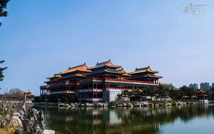 整个景区由和气大殿小怡和园蓬莱仙岛方壶胜境瀛洲仙境瀛洲书院艺术