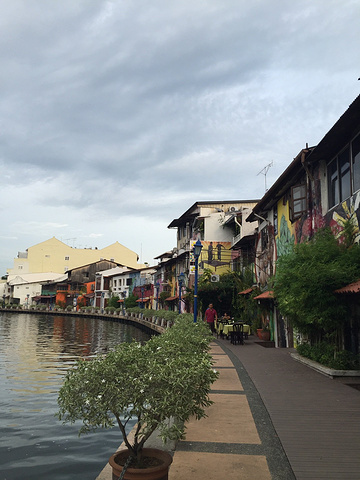 马六甲地儿不大,两天可以把鸡场街转好几遍,而