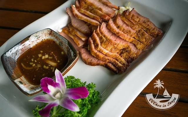 海阔天空泰餐厅(亚龙湾森林公园鸟巢店)