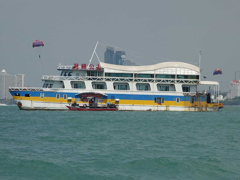 "东方公主号"游船