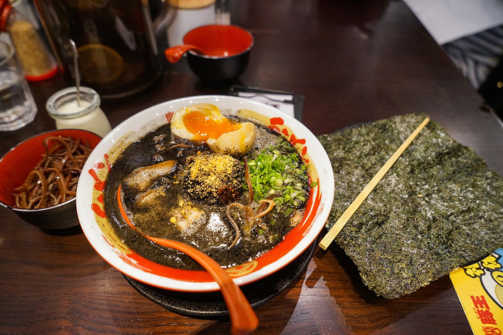 有Coco Chanel最爱的Angelina, 在香港,有Kend