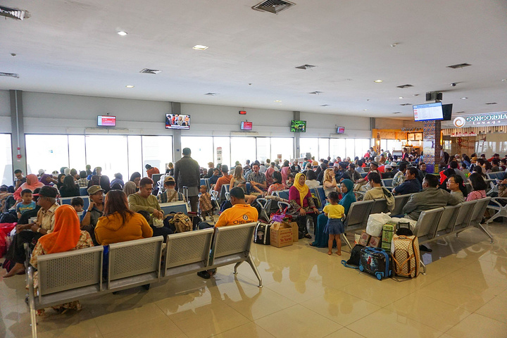 "_日惹国际机场 "的评论图片