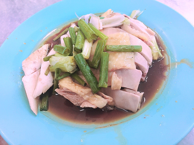 我选择了我第一眼看到的店97老黄芽菜鸡沙河粉