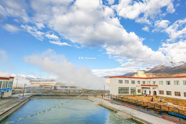 蓝色天国羊八井地热旅游区
