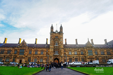 悉尼大学