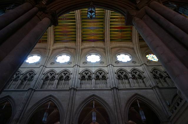 阿尔穆德娜大教堂