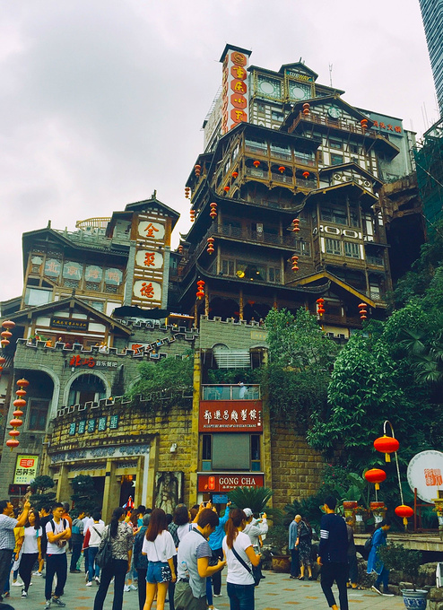 洪崖洞民俗风貌区图片