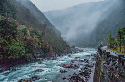 独龙江河谷