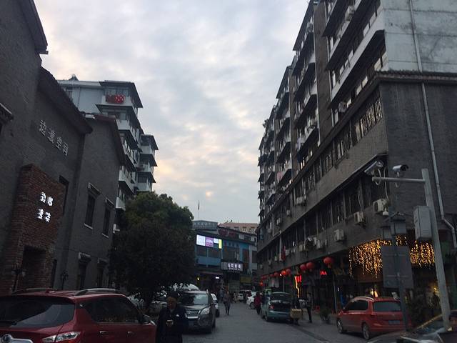 边渡咖啡烘焙店(昙华林店)