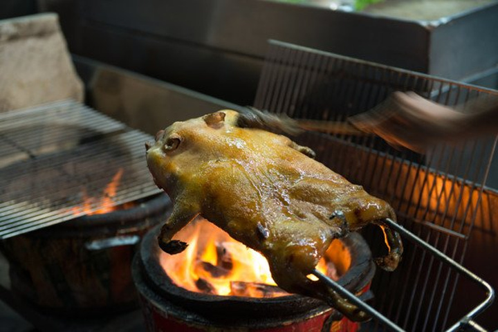 2018中国城夜晚很热闹,来曼谷的外国人喜欢到