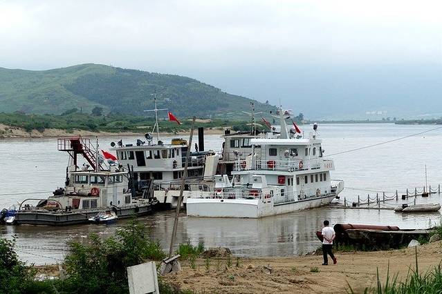 图们江第一码头