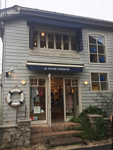 21代官山属于东京的 富人区 里面的衣服人均1000 软妹币 实在是只能window Shopping Daikanyama 评论 去哪儿攻略