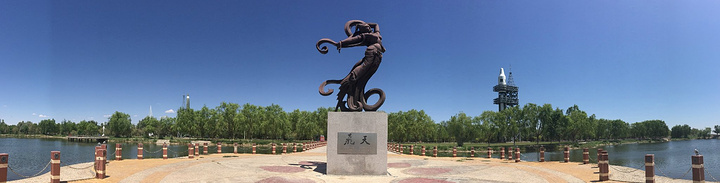 飞天公园(环境很好,超级漂亮,很适合拍照)发射塔航天城很晒很晒,感觉