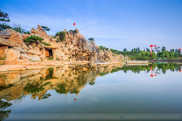 雪山彩虹谷旅游区