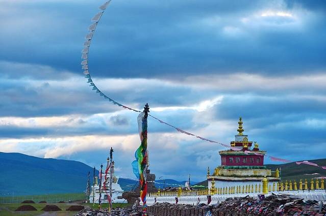 巴格玛尼石经墙