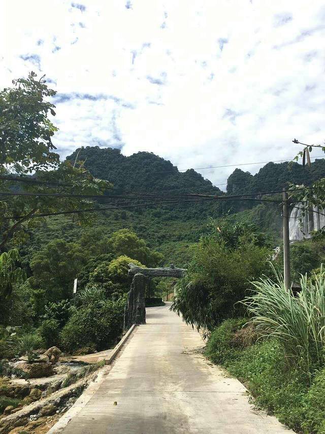 古龙山峡谷群风景区