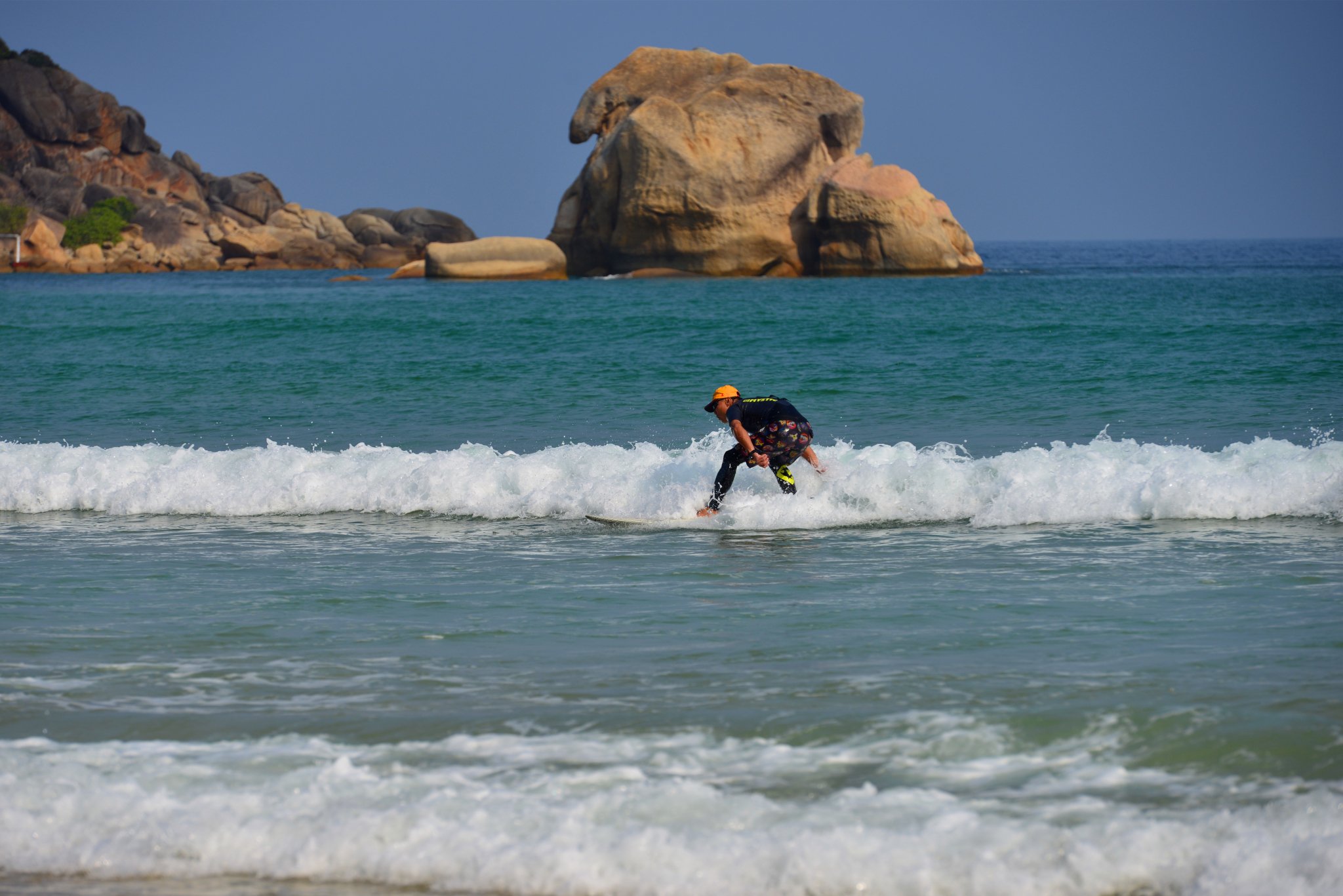 2023皇后湾游玩攻略,客栈老板告诉我从北海湾去到.【去哪儿攻略】