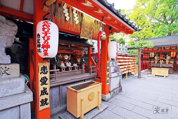 2021从清水寺出来后 意外走到了地主神社 这里是是日本唯一的结缘 祈求恋爱运的神社 地主神社 评论 去哪儿攻略