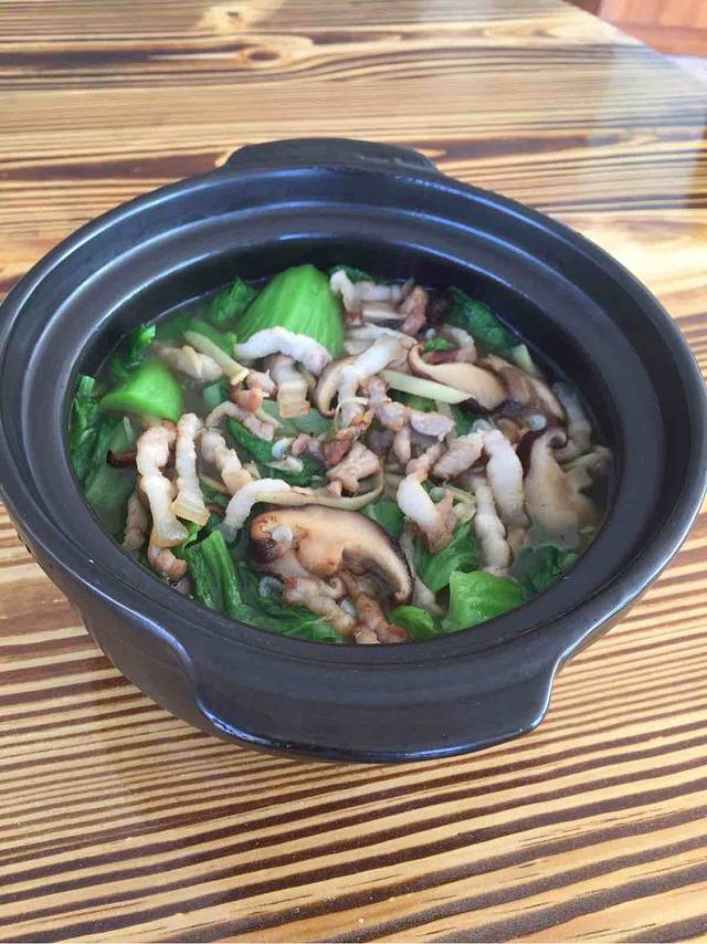 山水间竹筒饭店