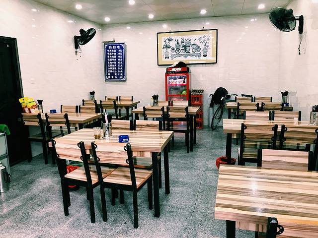 清真建娃小炒泡馍(汇鑫家园店)