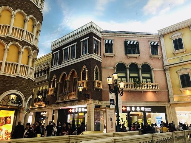 威尼斯贡多拉游船