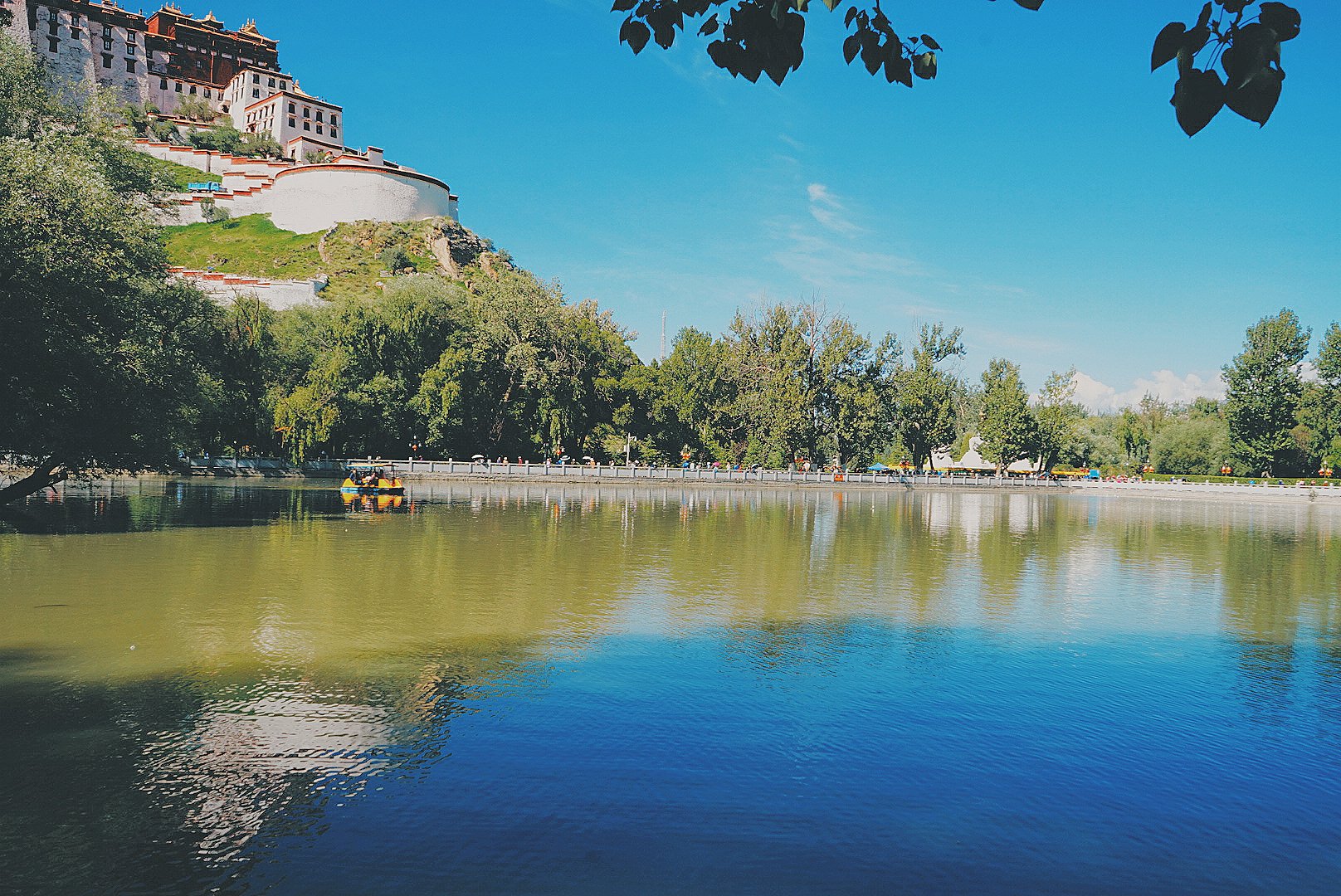 2022宗角禄康公园游玩攻略,有信仰的人是幸福的,活在希.