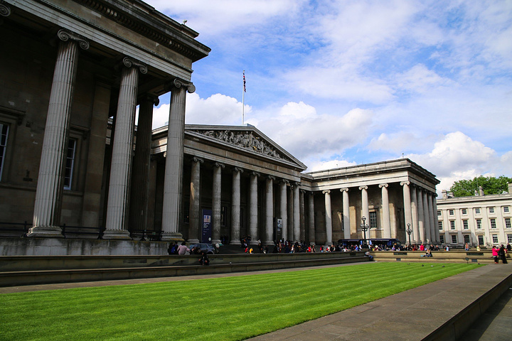 大英博物馆是世界上历史最悠久、规模最宏伟的