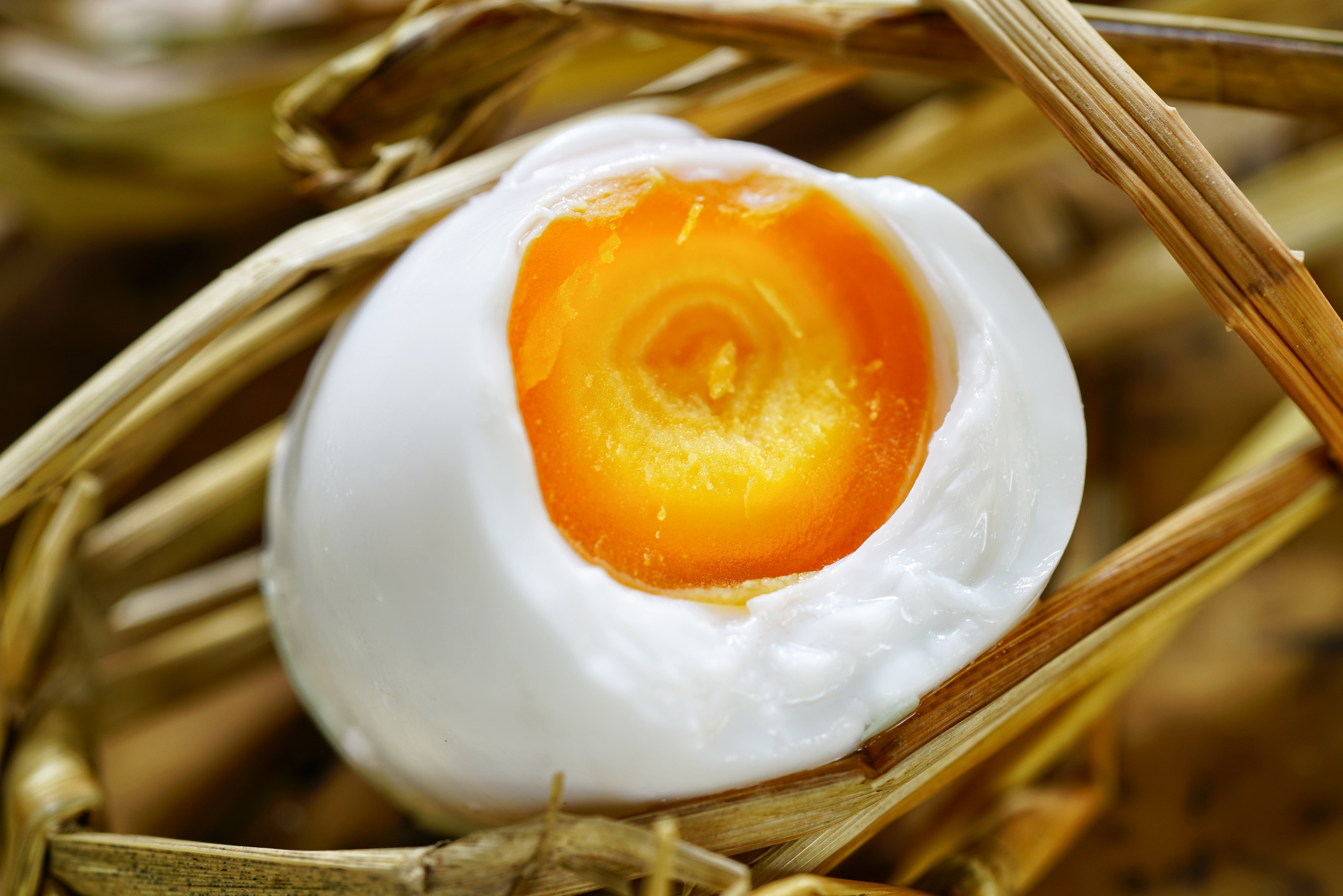 2021腾冲热海风景区玩乐攻略,地热蒸鸡蛋与鸭蛋是绝对要体.