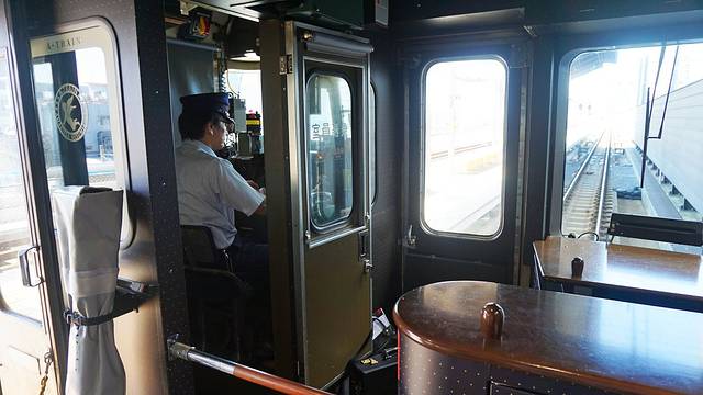 特急A列车