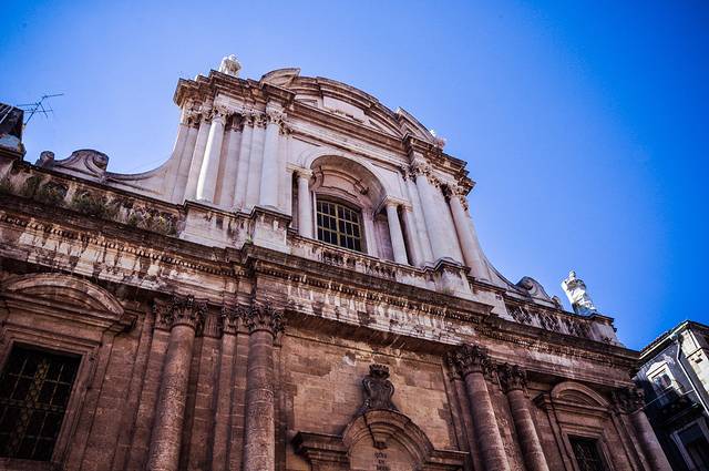 大教堂广场和圣阿加塔大教堂