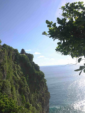 乌鲁瓦图断崖旅游景点攻略图