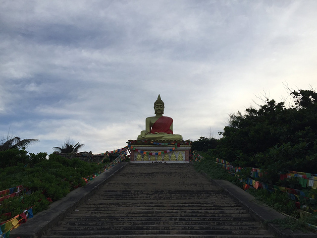 我游过去想站起来发现站不住,立马游回来_小澳港铜鼓佛光"的评论图片