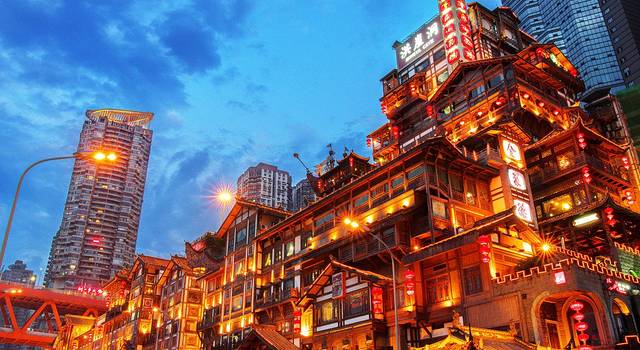 过来人指路端午重庆游必买礼品:火锅配重庆高粱酒才最霸道