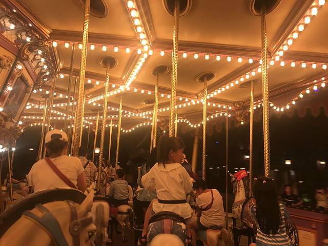 灰姑娘旋轉木馬