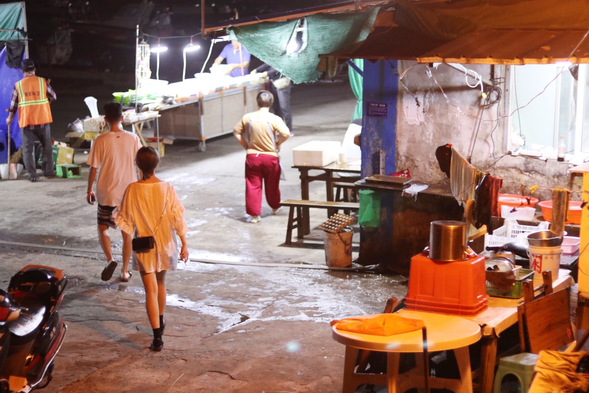 2026海鲜夜排挡美食餐厅,庙子湖夜排挡非常多,沿海整...【去哪儿攻略】