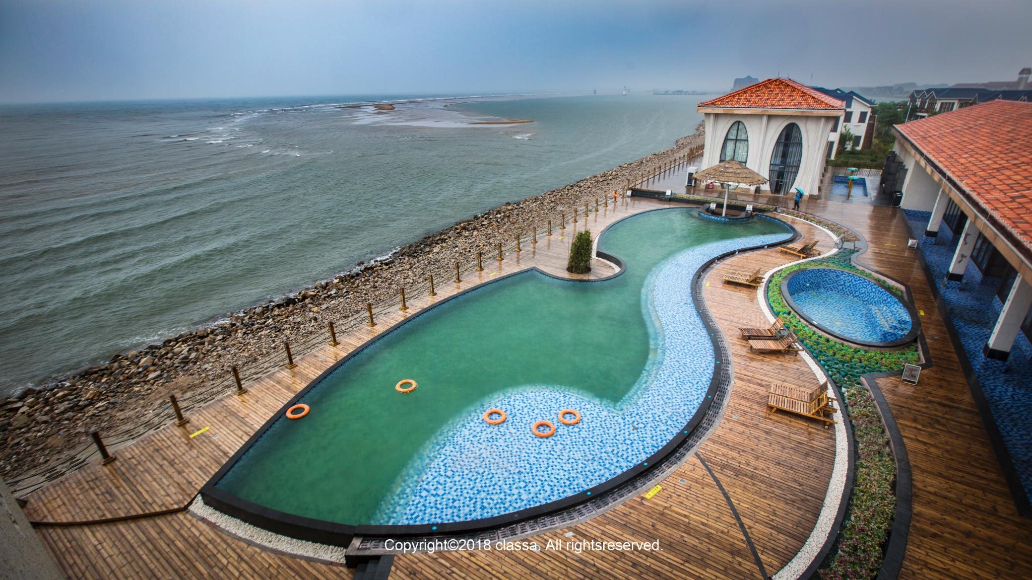 最有趣的观鸟,这里有着最纯粹的海岛体验;第二:中国三大海洋温泉之一