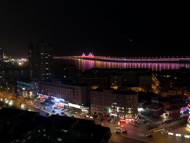 "{观赏星海夜景绝佳之地} 来过星海几十次以后，发现了几个观赏星海夜景的绝佳之处。星海公园的游乐设施_星海广场"的评论图片