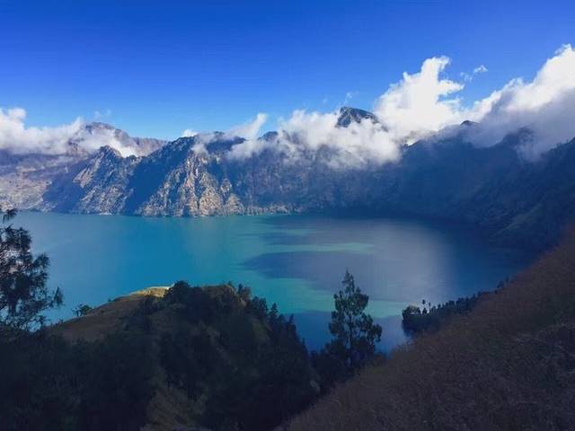 龙目岛库塔海滩