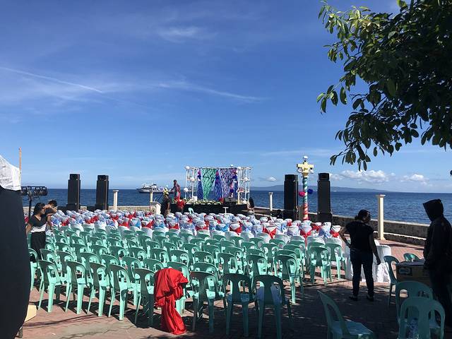 杜马盖地轮渡码头