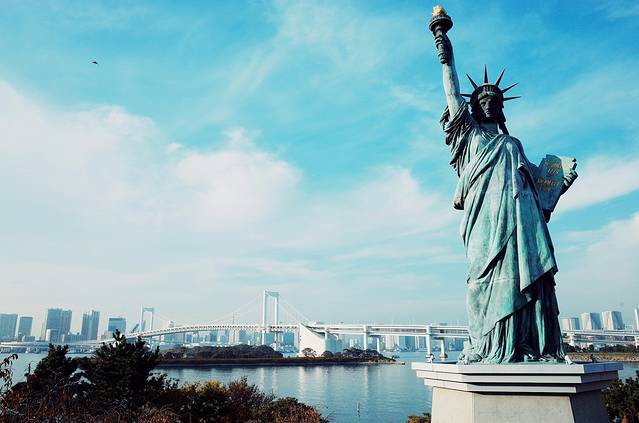 DiverCity Tokyo购物中心