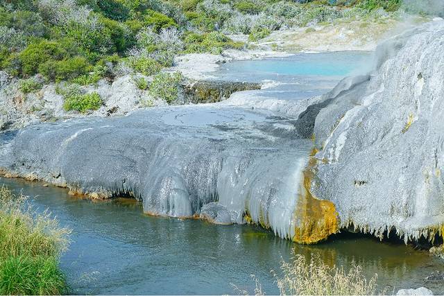 华卡雷瓦雷瓦地热保护区