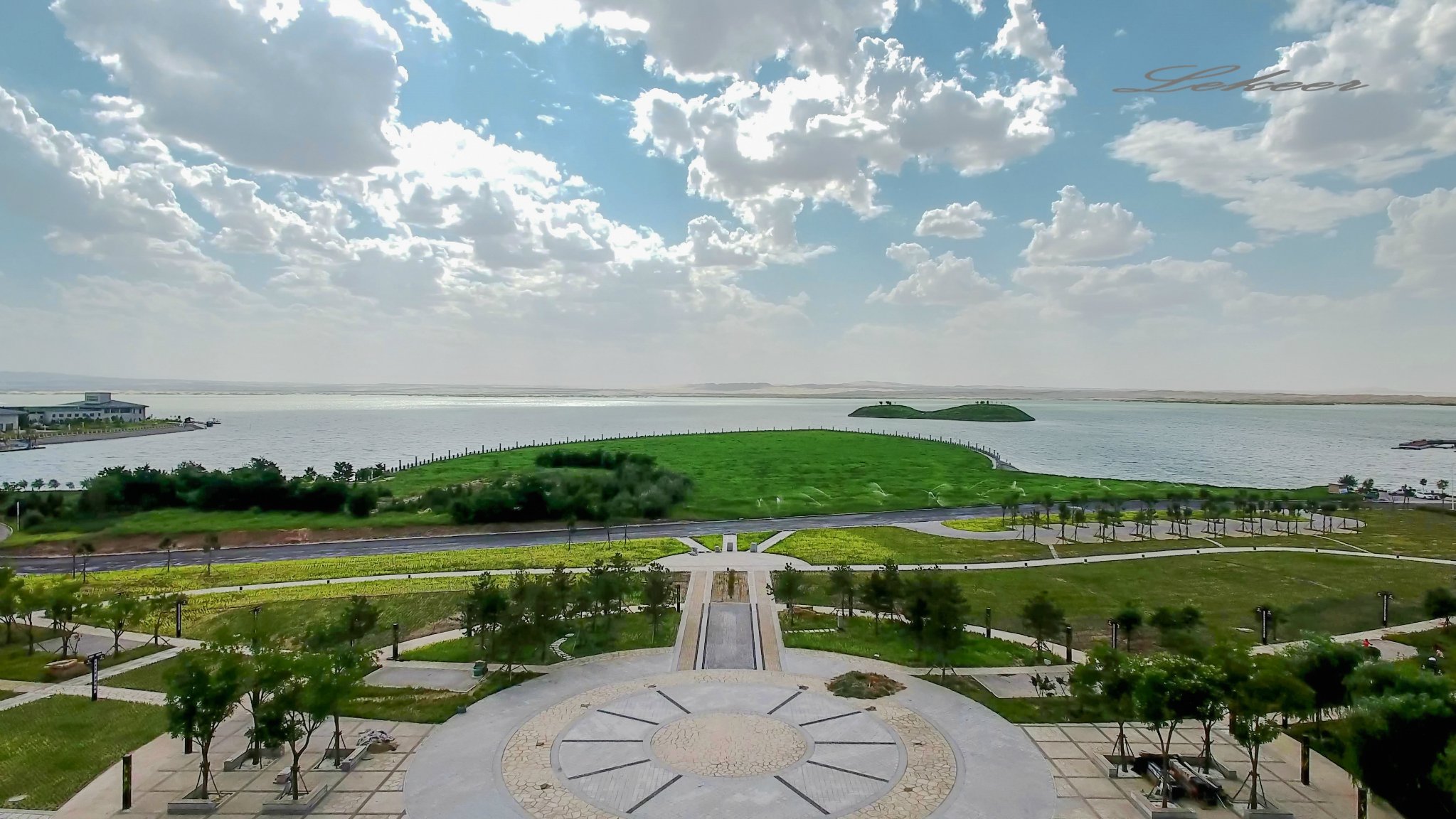 这片土地最早有俩市——原巴彦淖尔盟的乌达市,伊克昭盟(鄂尔多斯)的