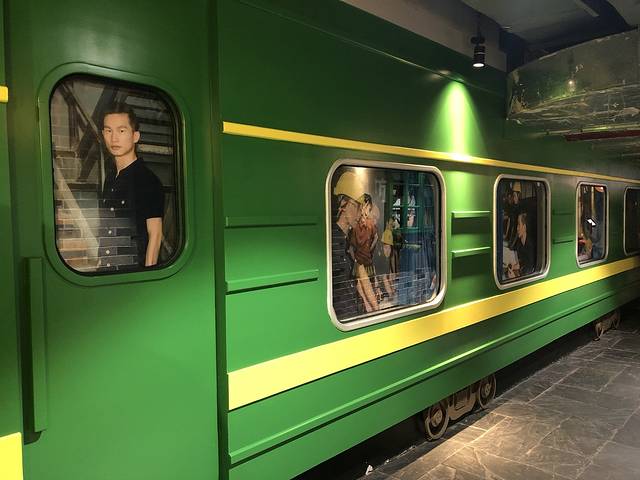 叮梆小镇(ddm百货广场店)