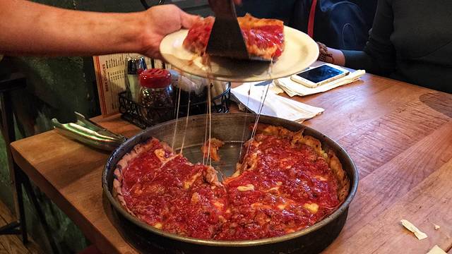 Lou Malnati's Pizzeria - Carry Out