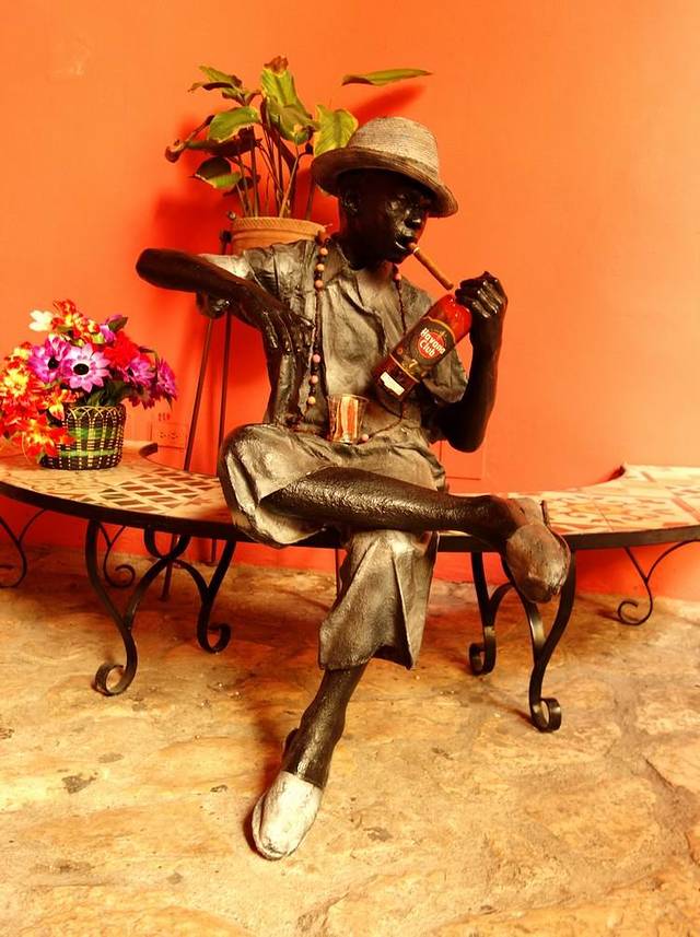 哈瓦那艺术品广场