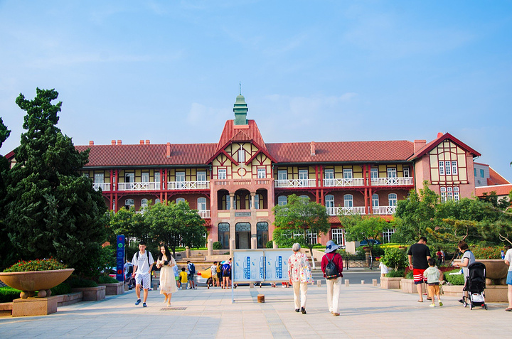 【海滨旅馆旧址】位于 南海 路23号汇.