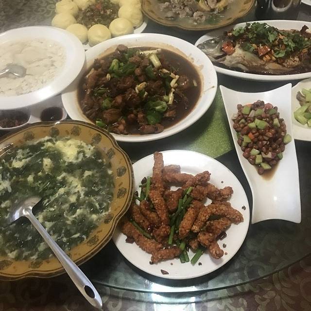 苍山小李豆腐草鸡店(聚才路店)